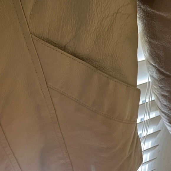 Wilsons Leather Women's Beige Blazer - Picture 5 of 6